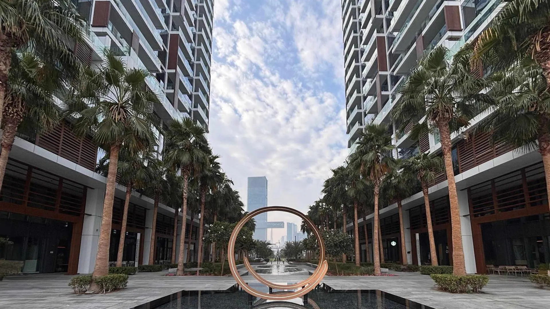 Frank Porter - Park Gate Dubai 0*,  United Arab Emirates