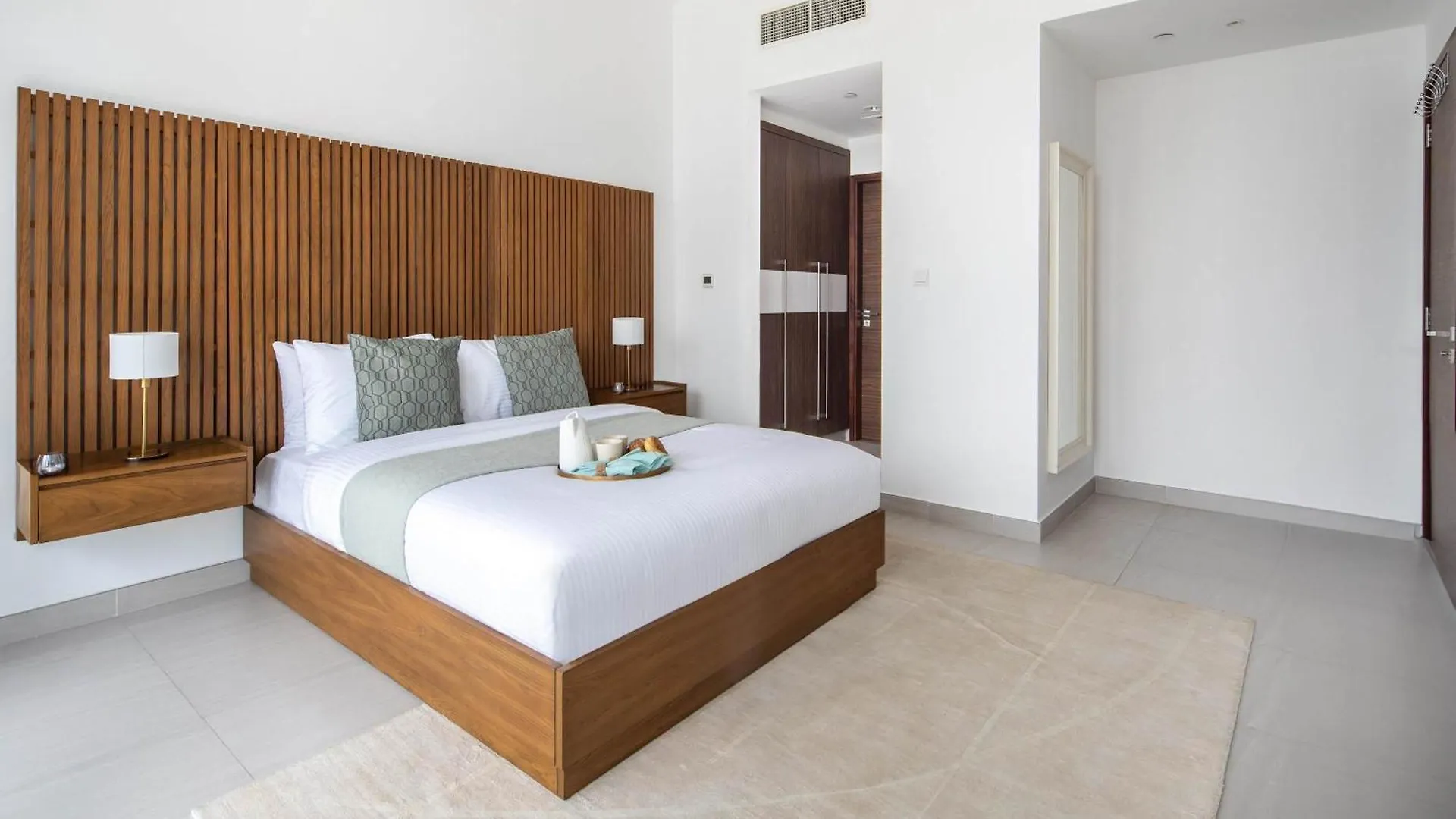 Frank Porter - Park Gate Dubai Apartment